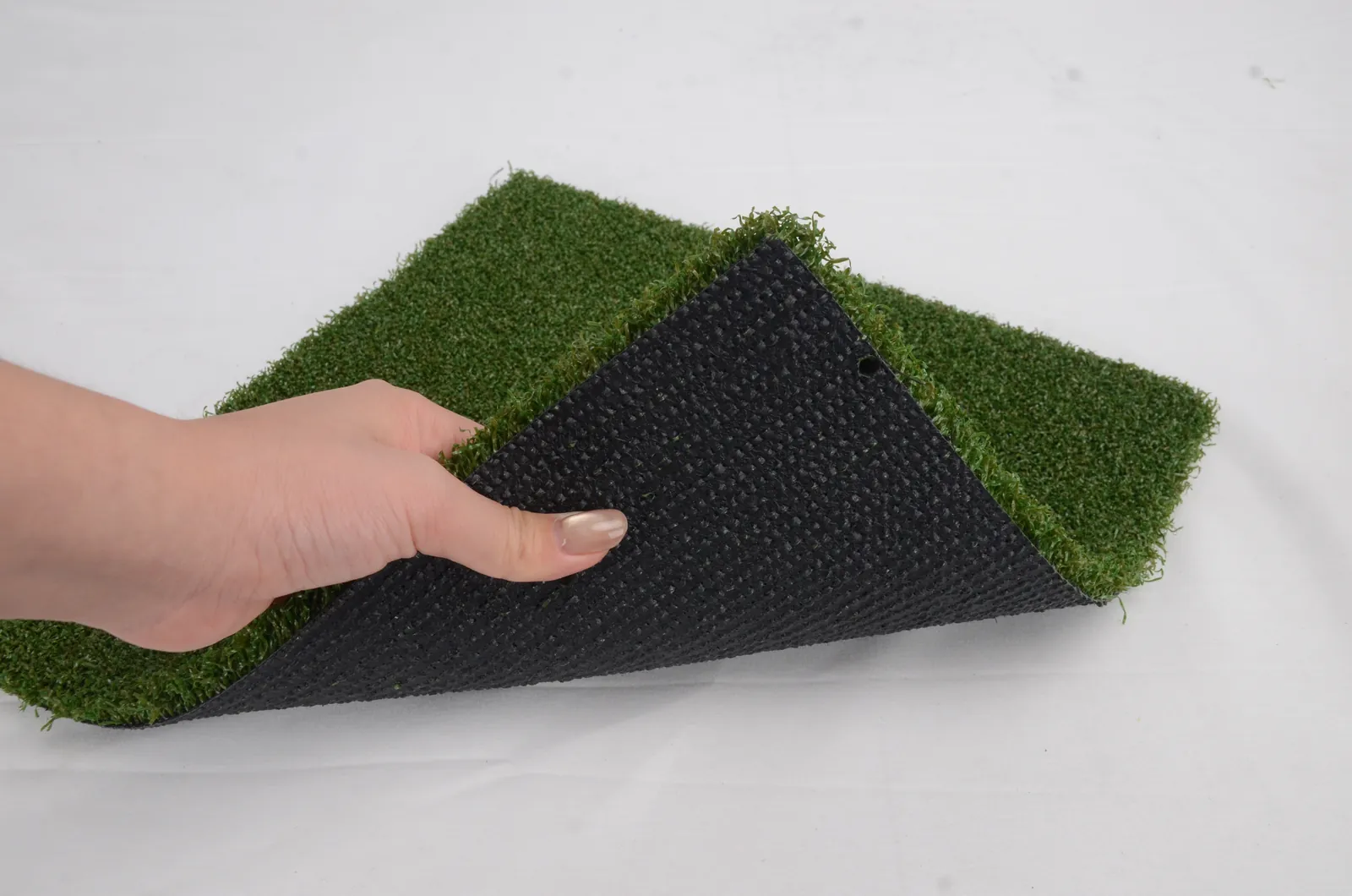 ZHOUQING Champ 80 artificial grass view 2