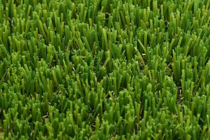 ZHOUQING Lush 110 UF artificial grass view 3