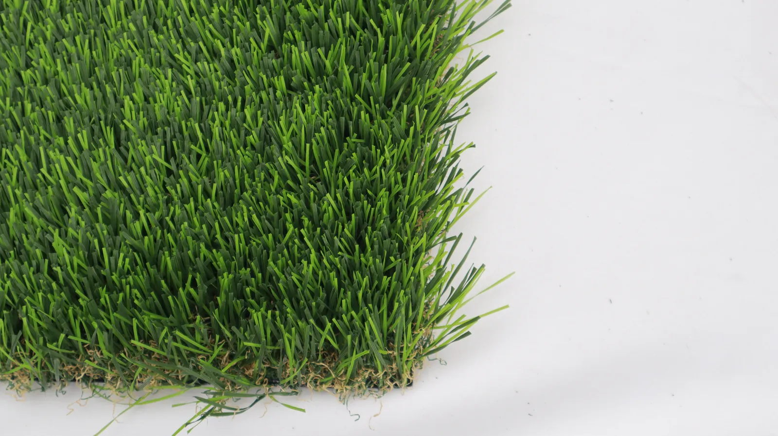 ZHOUQING Oasis 100 UF artificial grass view 3